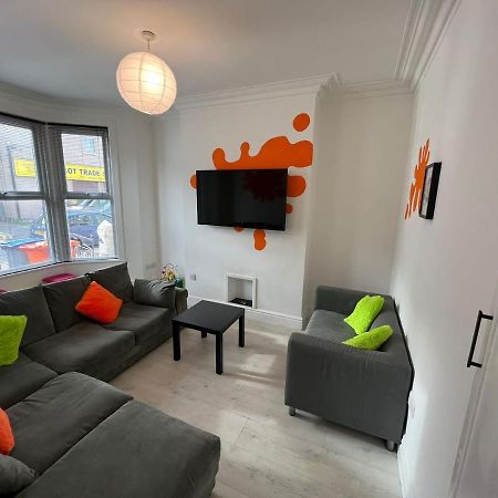 Nickelodeon House Great For Kids Villa Blackpool Bagian luar foto